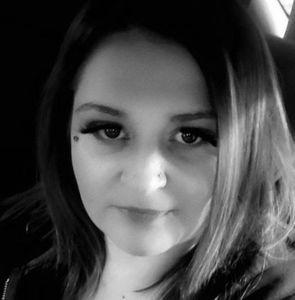 Meet your Posher, Alicia